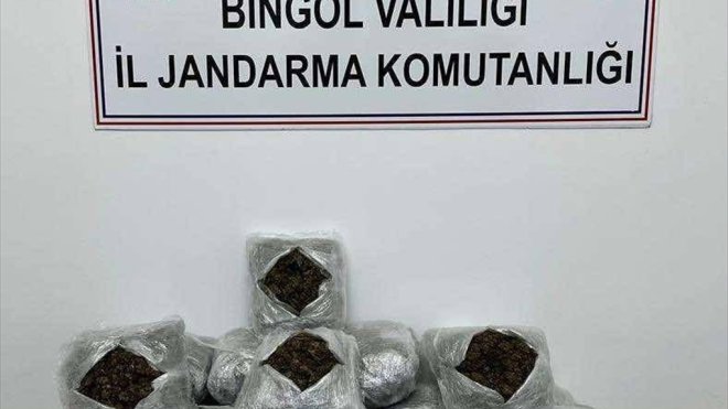 Bingöl'de 23 kilo 724 gram esrar ele geçirildi