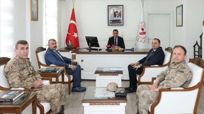 Bitlis Valisi Karaömeroğlu, Tatvan'a ziyaretlerde bulundu