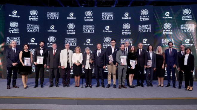 Dr. Nejat F. Eczacıbaşı Tıp Ödülleri sahiplerini buldu1