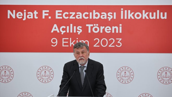 Eczacıbaşı Topluluğu'nun eğitime desteği sürüyor