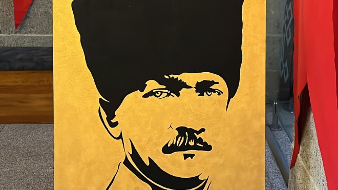 Erzurum'da Cumhuriyetin 100. yılına özel 'Genç Cumhuriyete minnet' resim sergisi açıldı