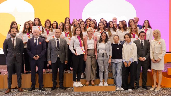 Global Engineer Girls, Kosova'da ilk mezunlarını verdi