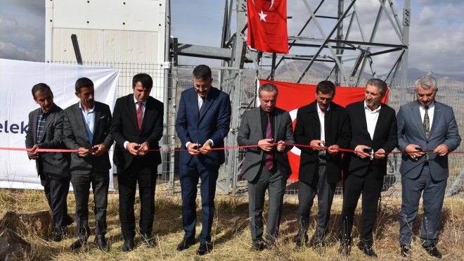Hakkari'de 30 köy ve mezra kurulan baz istasyonuyla internete kavuştu