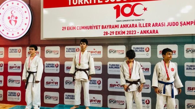 Hakkarili judocular, Ankara'daki şampiyonada 5 madalya kazandı