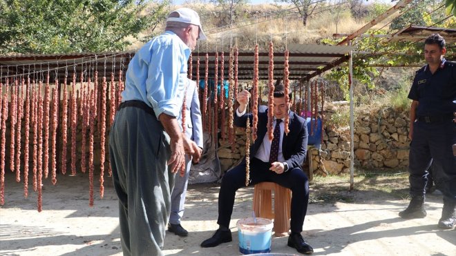 Keban Kaymakamı Furkan Atalık orcik yapımına eşlik etti