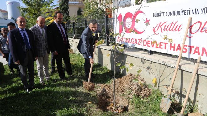 MALATYA - Battalgazi Devlet Hastanesinde Cumhuriyetin 100. yılı kutlandı1