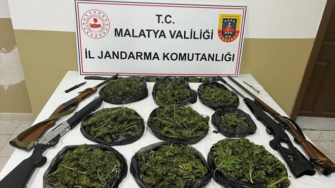 Malatya'da uyuşturucu operasyonunda yakalanan şüphelilerden biri tutuklandı
