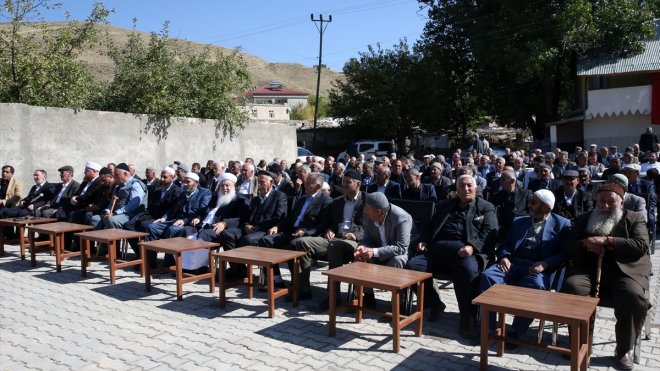 Muş'ta iki aile arasındaki 25 yıllık husumet barışla sonuçlandı