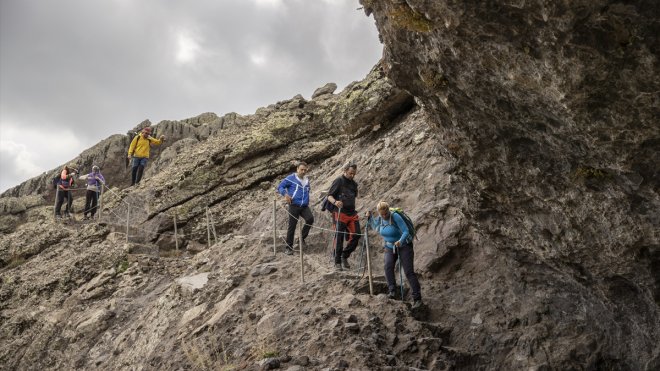 Tunceli'de oluşturulan kültür, tarih ve doğa rotaları gezi gruplarını bekliyor