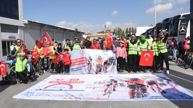 Van'da "100. Yıl Cumhuriyet Bisiklet Turu" etkinliği düzenlendi