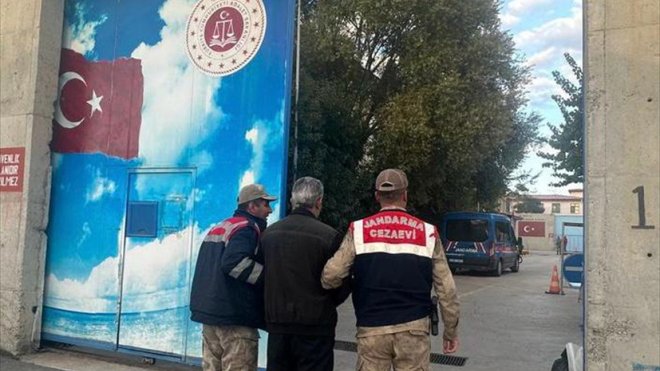 Van'da 54 düzensiz göçmen yakalandı