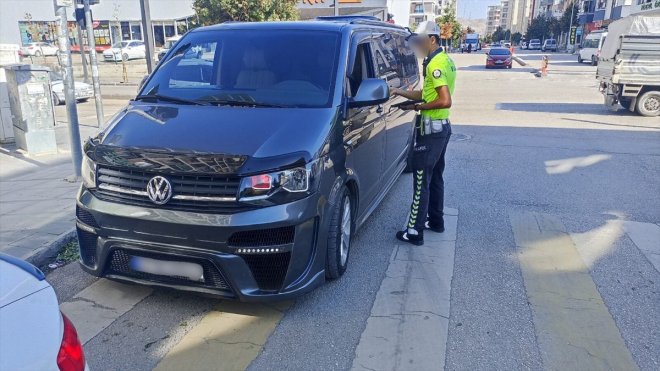 Van'da 94 araç trafikten menedildi