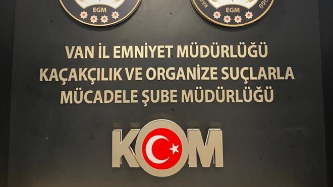 Van'da gerçekleştirilen kaçakçılık operasyonlarında 14 şüpheli yakalandı
