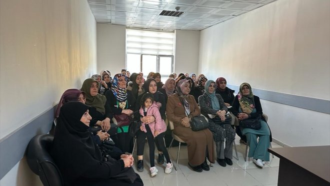 Erciş'te 'Meme Kanseri Farkındalık Ayı' etkinliği düzenlendi