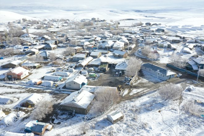 şehir dronla yerleri ile görüntülendi diğer kaplanan - merkezi Karla AĞRI yerleşim 16