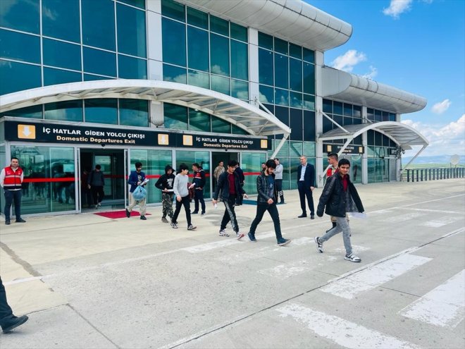 sınır uyruklu düzensiz 826 edildi Ağrı’da dışı göçmen Afganistan 2