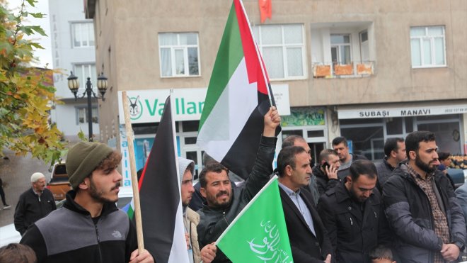 Ahlat'ta İsrail'in Gazze'ye saldırıları protesto edildi