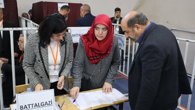 AK Parti Malatya İl Teşkilatı, temayül yoklaması yaptı1