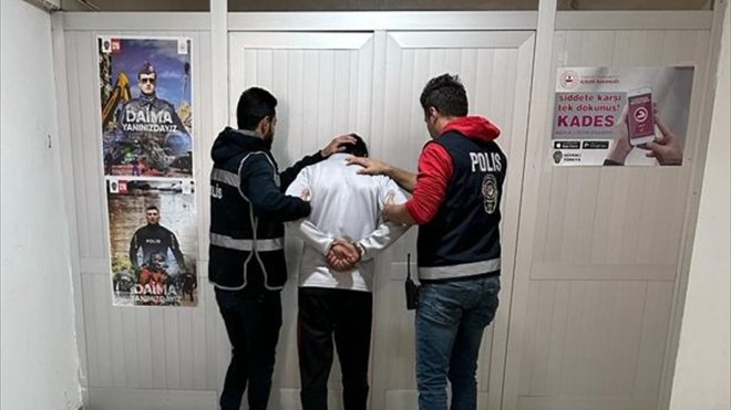 Ardahan'da 14 yıl 2 ay kesinleşmiş hapis cezası bulunan firari hükümlü yakalandı
