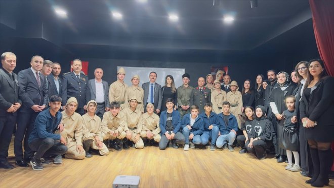 Büyük Önder Atatürk Van, Muş, Bitlis ve Hakkari'de törenlerle anıldı