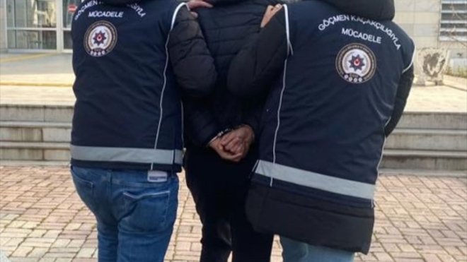 Elazığ'da 2 düzensiz göçmen yakalandı