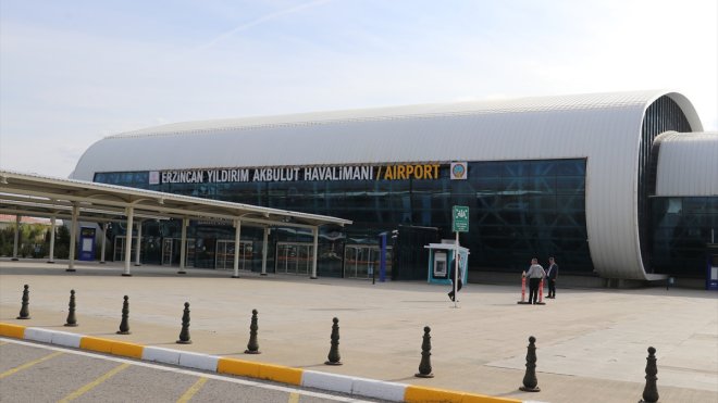 Erzincan Yıldırım Akbulut Havalimanı'nda deprem tatbikatı yapıldı