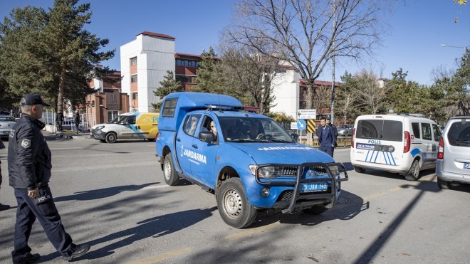 Erzurum'da 3 kişinin bıçakla yaralandığı kavgaya ilişkin 2 şüpheli tutuklandı