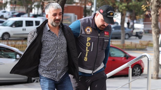 Erzurum'da bir kimlikten yola çıkan polis hem hükümlüyü hem aranan arkadaşını yakaladı