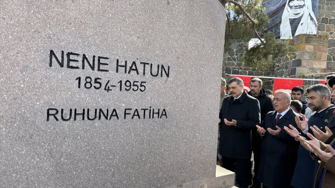 Erzurum'da 'Aziziye Destanı' şehitleri anıldı