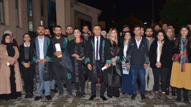 Hakkari'de çocuğa cinsel istismarda bulundukları iddiasıyla yargılanan 3 sanık beraat etti