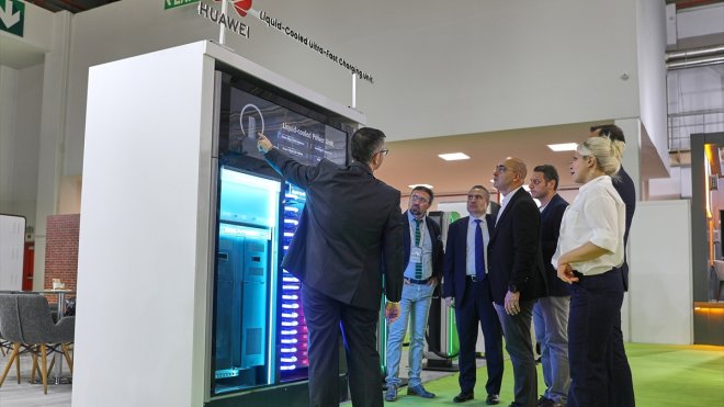 Huawei'den elektrikli araçlar için hızlı şarj teknolojisi