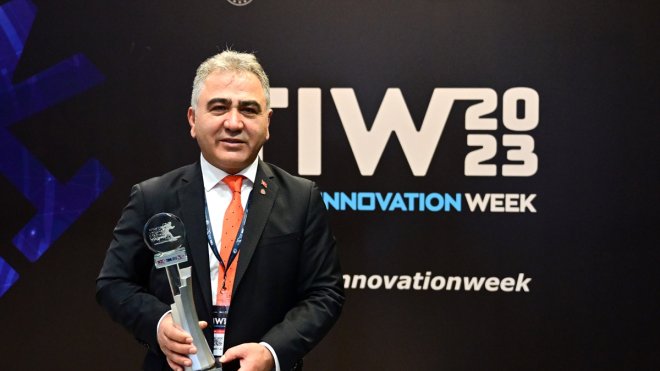 TAYRAŞ Baz Yağ Rafineri, Türkiye Innovation Week'ten ödül aldı
