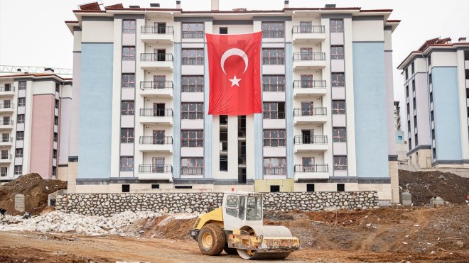 Malatya AFAD İl Müdürü Türker: 'Malatya'da 4 bin 225 afet konutu yıl sonuna kadar teslim edilecek'