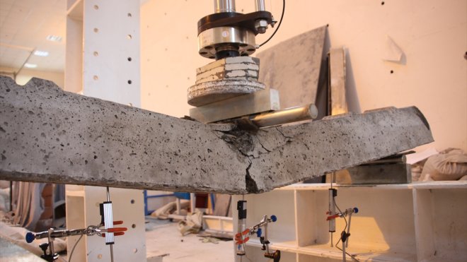 Akademisyenler, geri dönüşüm malzemelerinden don ve aşırı ısınmaya dayanıklı travers üretti