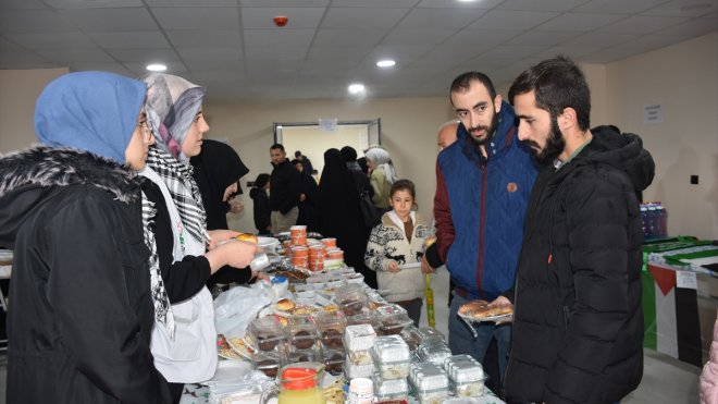 Muş'ta Gazze yararına kermes düzenlendi