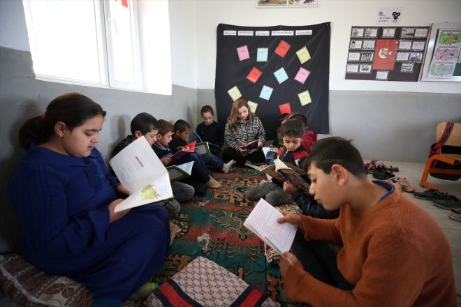 gün için 12 katediyor her kilometrelerce - öğrencisi Gülşah MUŞ öğretmen, yol 13