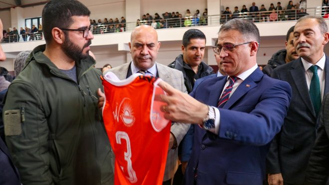 Van'da spor alt yapısına 2 yılda 50 milyon liralık destek verildi