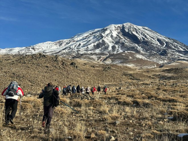Ağrı için - küresel tırmandı ısınmaya dikkati AĞRI Dağı