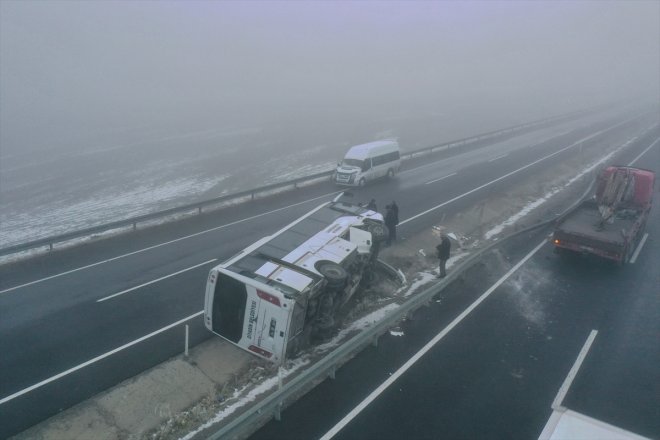 AĞRI zincirleme - yaralandı kazasında karıştığı trafik (DRON) 19 aracın kişi 7 1