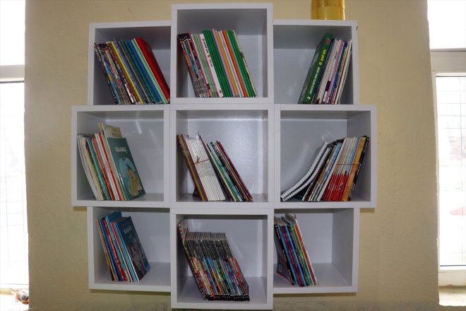 ve donattı AĞRI köy öğretmen Ağrı