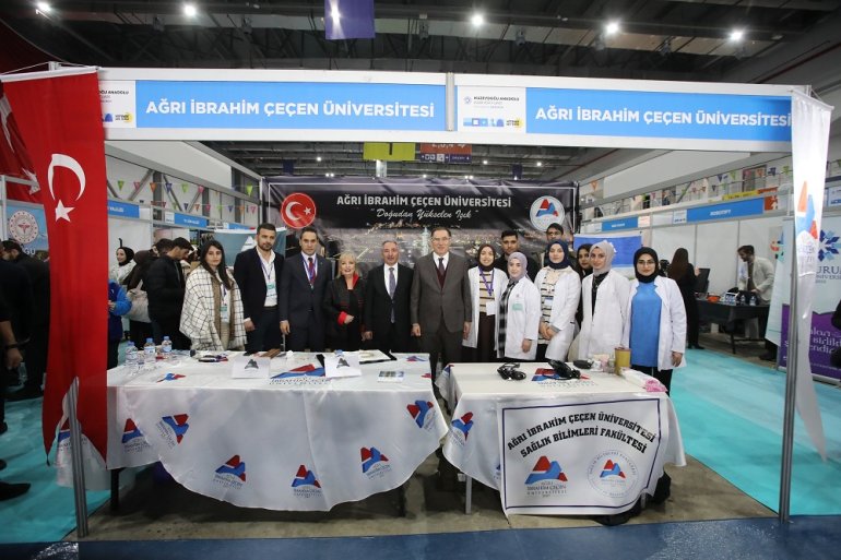 AİÇÜ Kuzeydoğu Anadolu Kariyer Fuarı