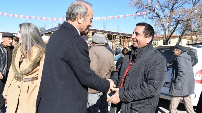 Arguvan Belediye Başkanı Kızıldaş esnaf ve vatandaşlarla buluştu
