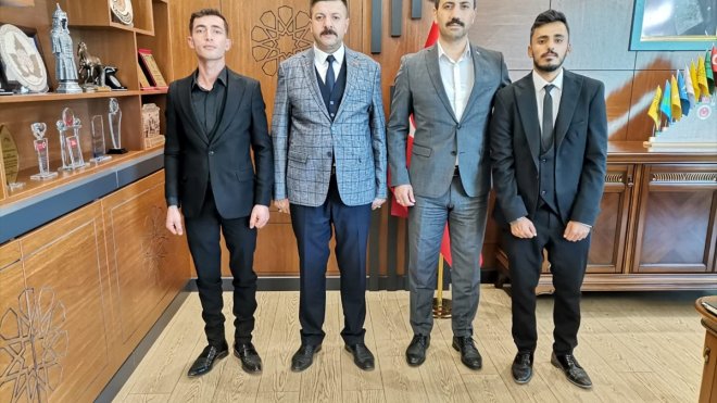 Baskil Ülkü Ocakları Başkanı Özkan Kızılkaya'dan Kaymakam Kundakçı'ya ziyaret
