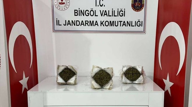 Bingöl'de 3 kilo 94 gram esrar ele geçirildi