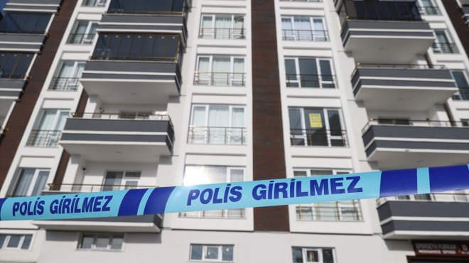 Erzurum'da 4. kattaki daireden düşen kadın ağır yaralandı
