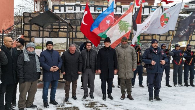 Erzurum'da izciler Allahuekber Dağı Şehitleri'ni andı