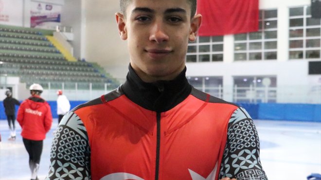 Milli sürat patenci Bozdağ, yeni yılda Türkiye'ye ilki yaşatma peşinde