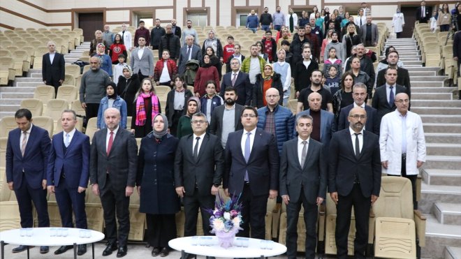 ERZURUM - Ortaokul öğrencileri resimleriyle organ bağışına dikkati çekti1