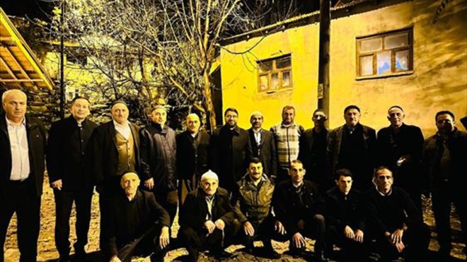 Hakkari Müftüsü Fakirullahoğlu vatandaşlarla bir araya geldi