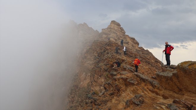 Sisler altındaki Aras Vadisi ve çevresindeki dağlar doğa tutkunlarının rotasında